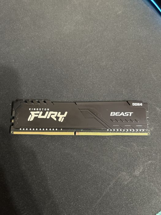 Оперативная память DDR4/8GB