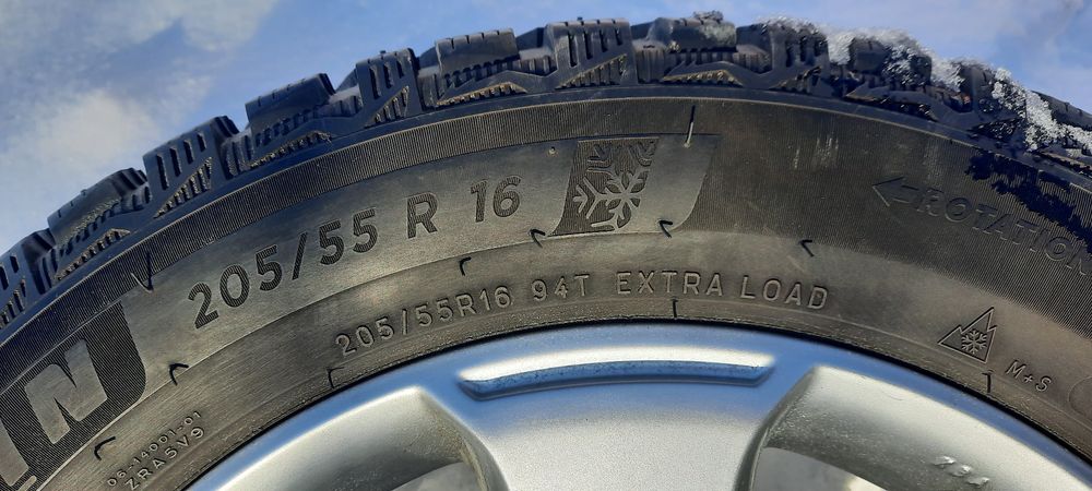 Vând roți iarnă 205/55/16 5 x 112 Seat, Skoda, Audi, Volkswagen Ronal