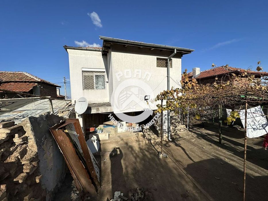 Продава се Къща в с. Брестовица, Област Пловдив - 100 кв.м за 870 €/кв.м - Снимка #2