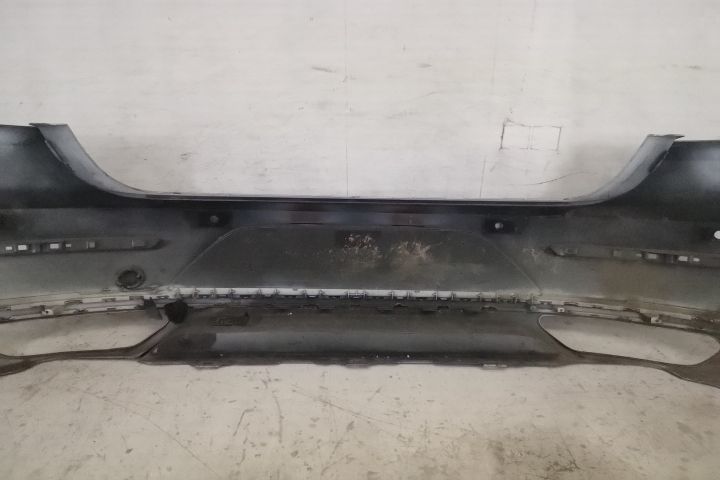 Задна броня Оригинална Със Сензори И Престилка В Добро Състояние Фолкс