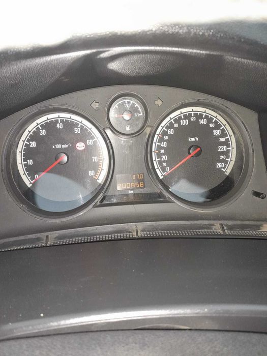 Автомашина Opel Astra 2004г,