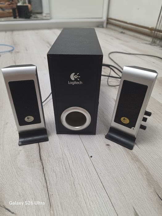 Logitech s200 2.1