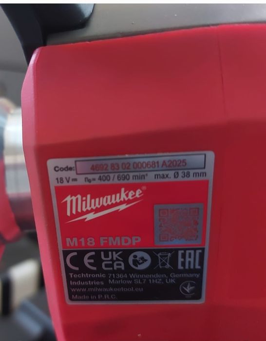 Bormasina talpa magnetica milwaukee
