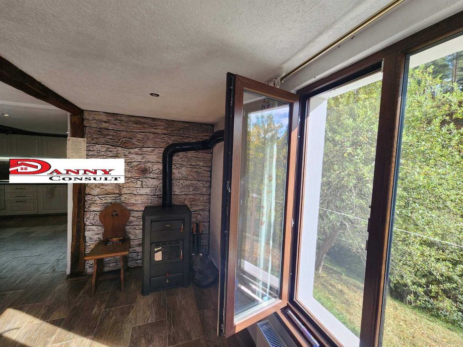 Реновирана къща за продажба в с. Драгневци - общ. Трявна