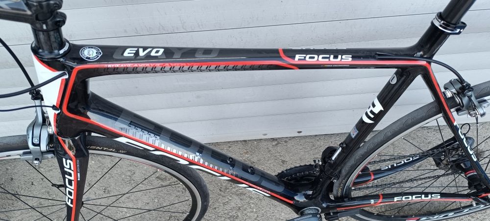 Carbon Focus Shimano DI2