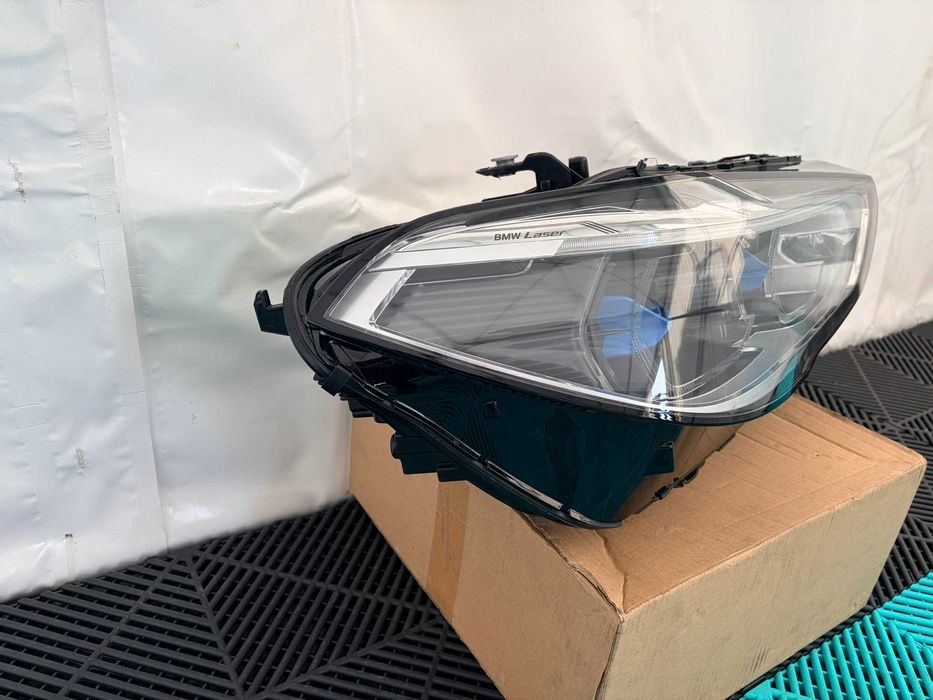 Far dreapta Bmw X6 G06 X5 G05 laser 2019-2022 impecabil original