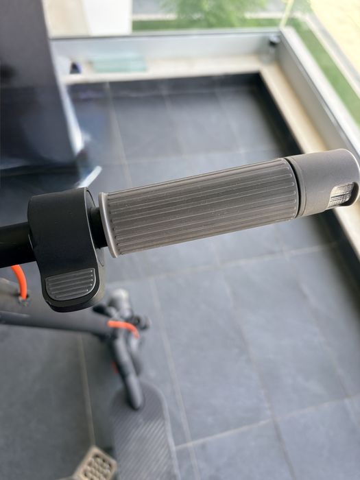 Електрическа Тротинетка Xiaomi Elite 400W, 45км