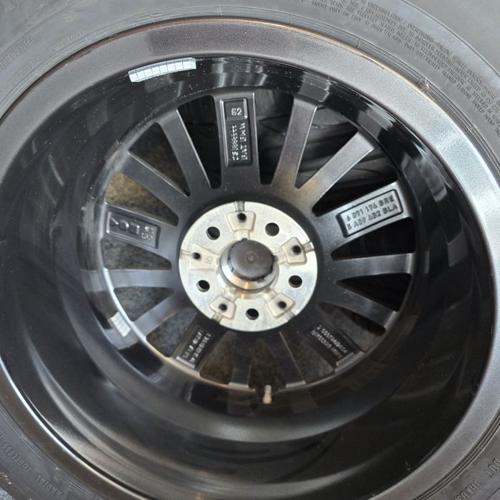 Джанти за БМВ 17 5 112 оригинални, гуми 205 60 17 Continental 4бр