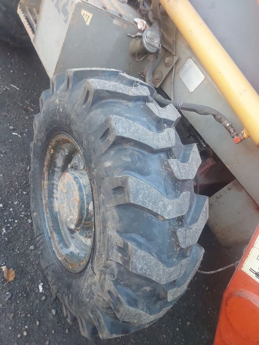 Продам экскаватор -погрузчик