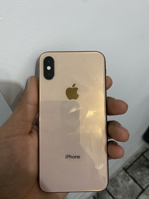 Iphone xs 64 g gold rangi holat yahshi karobkasi yuq