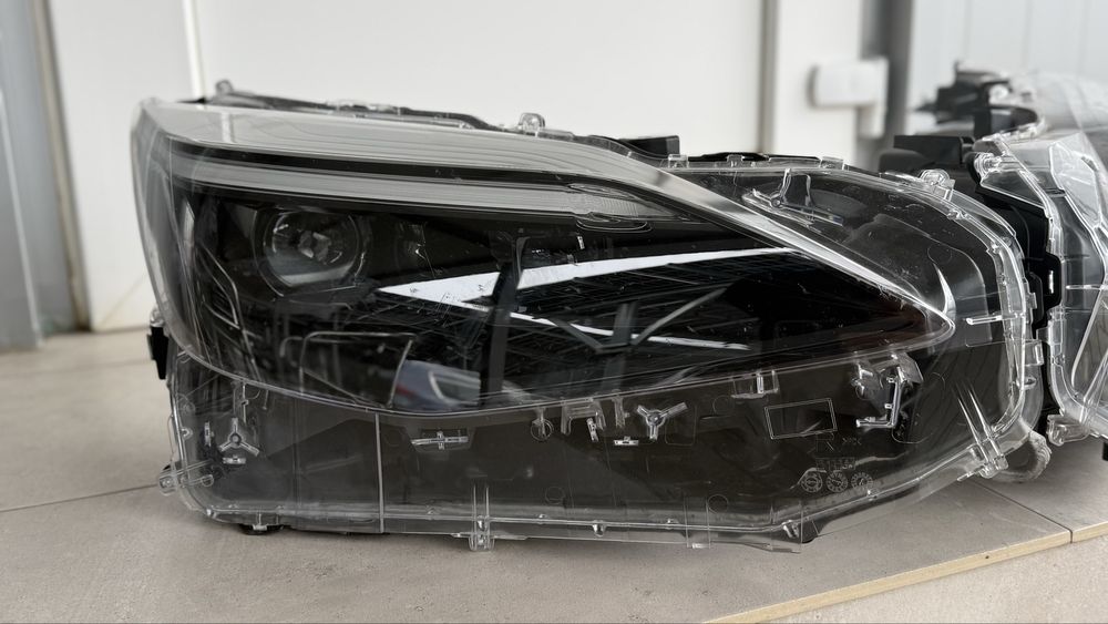 Фарове Toyota Yaris Cross FULL LED