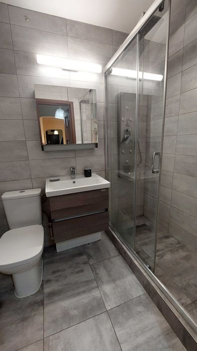 Apartament 3 camere de vanzare
