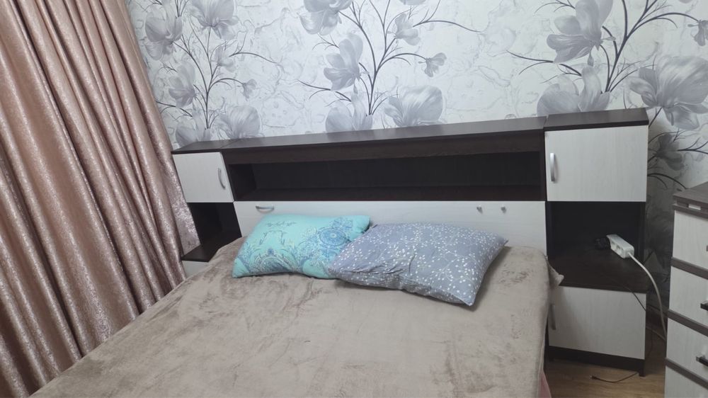 Кровать 160/200.