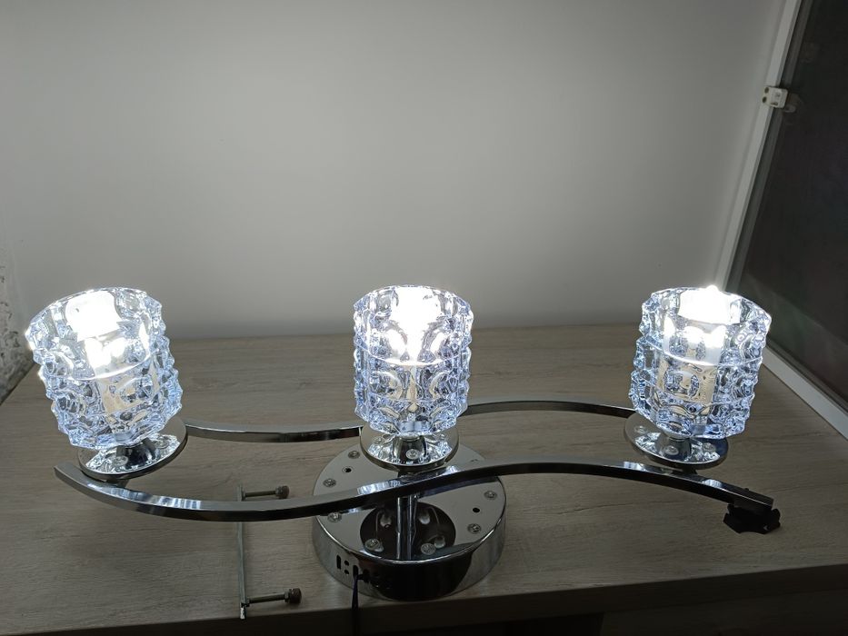 Светильник потолочный