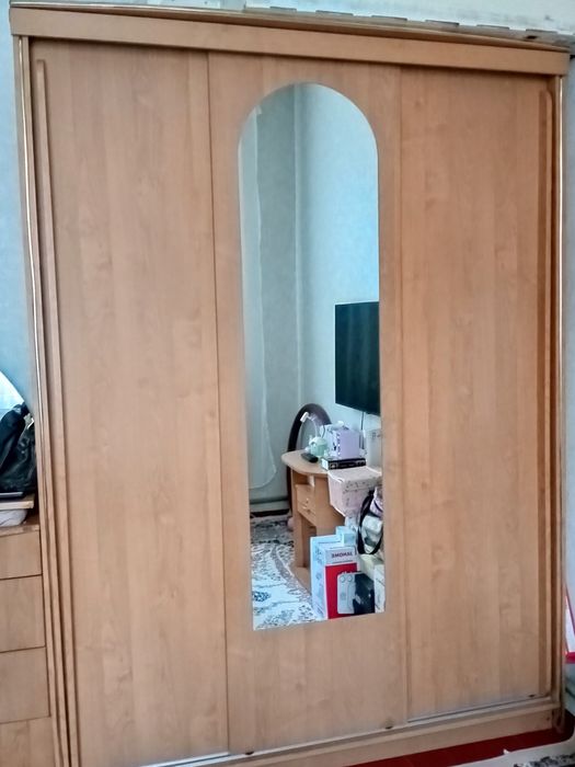 Мебель для спальной