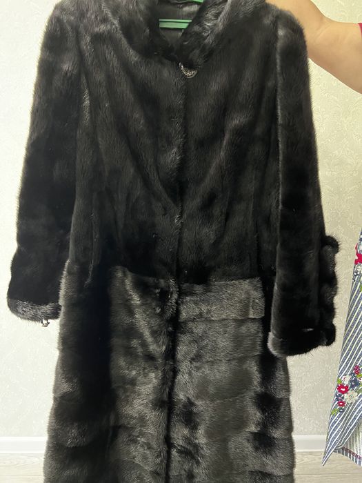 Продам норковую шубу