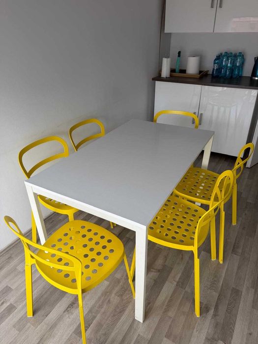 Masa si scaune bucatarie IKEA