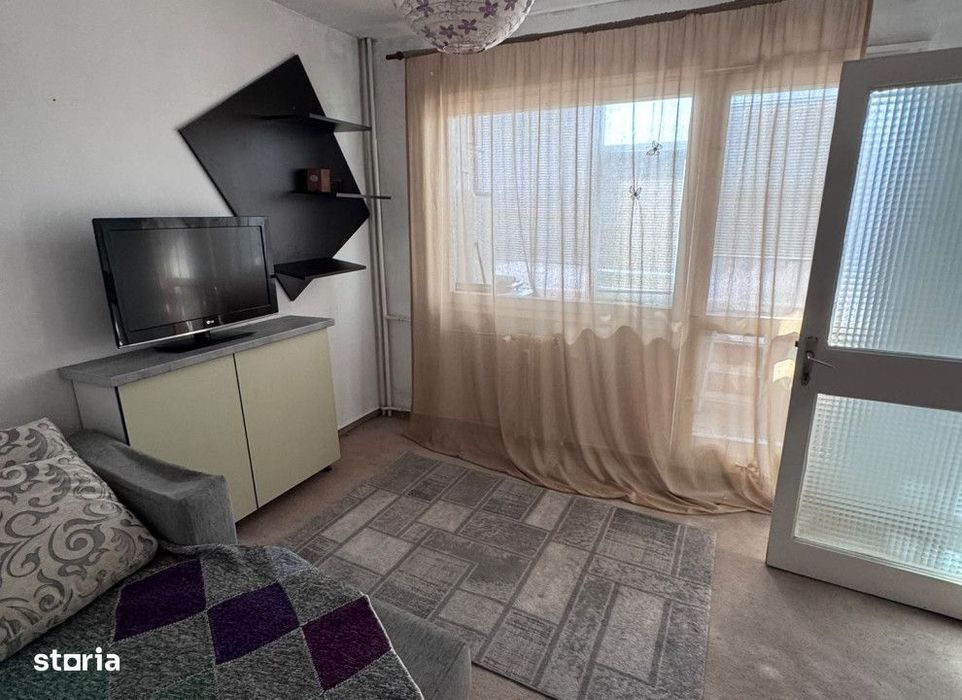 Apartament  2 camere Podu Ros , 50 metri, etaj 3 Cod:162997