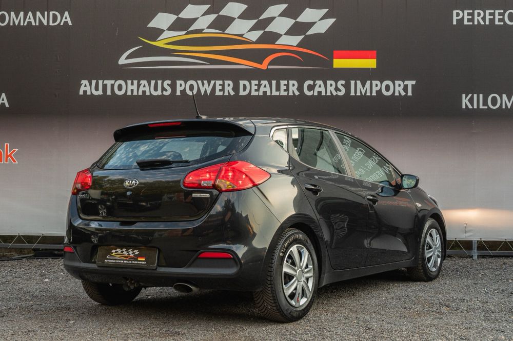 Kia Ceed-2014-navi- scaune incalzite /volan incalzit- camera- clima -led fata- jante aliaj - dotari de top l!!!