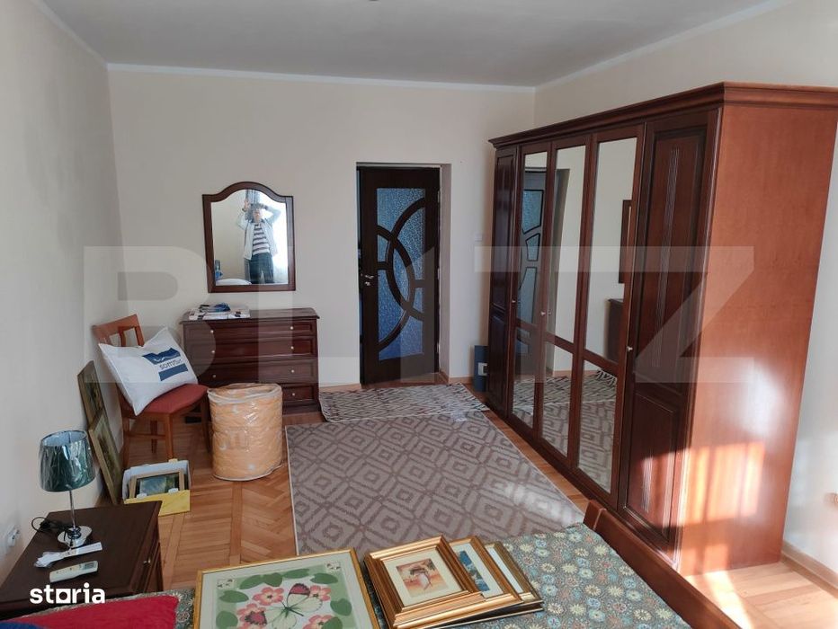 Apartament de inchiriat, decomandat, 65 mp, doua intrari, zona Ultrace