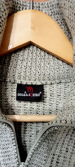 Продам мужской свитер