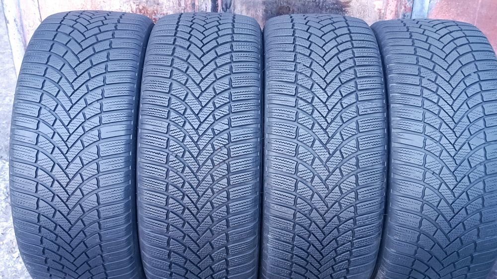 235/45/17 Bridgestone Дот 2222