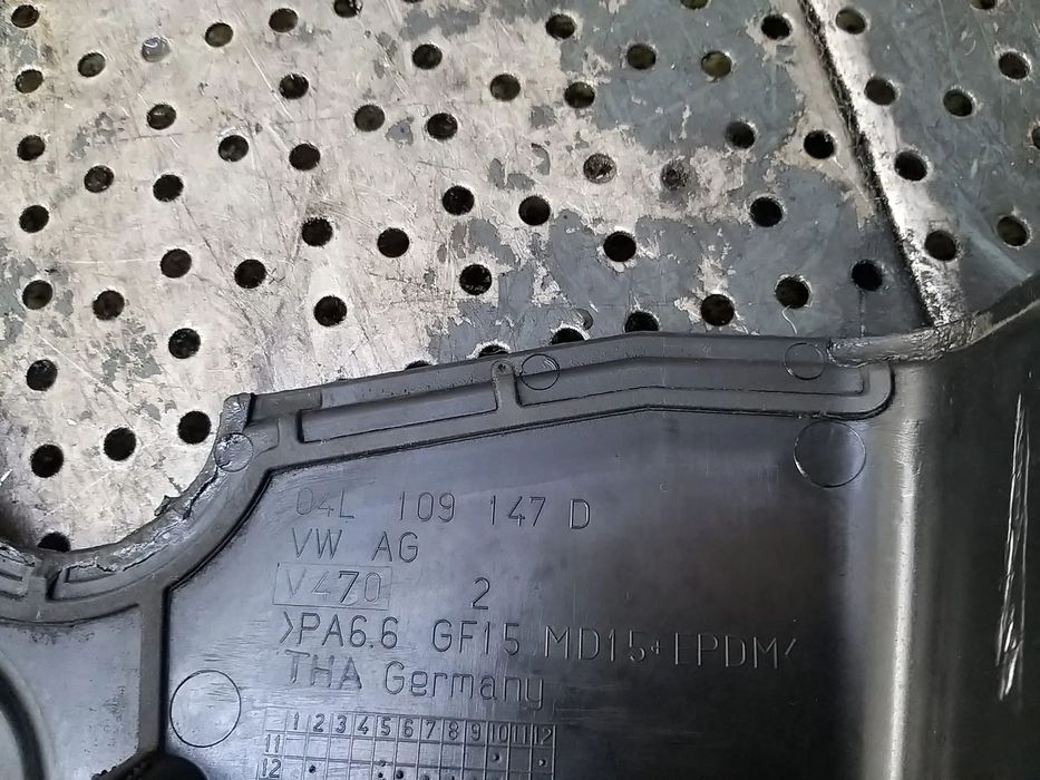 Capac distributie 2.0 tdi vw golf 7 04l109147d