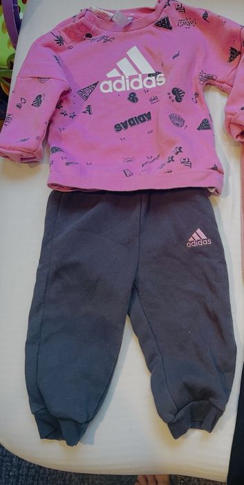 Оригинален бебешки екип р-р 6-9 месеца