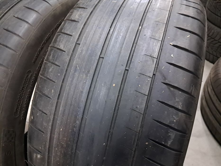 Anvelope second vara 275 40 ZR19 Michelin