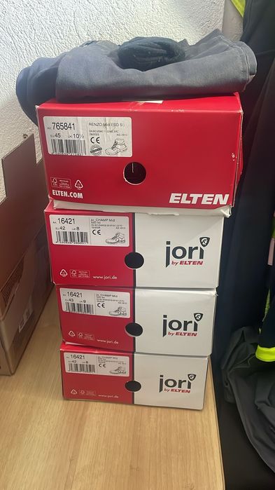 Ghete bocanci de lucru cu värf metalic Nr 41-44