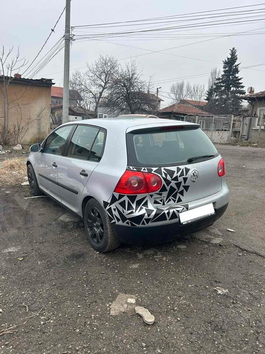 • Продавам Голф 5 1.9 105кс на ЧАСТИ както и всякакви части и за други