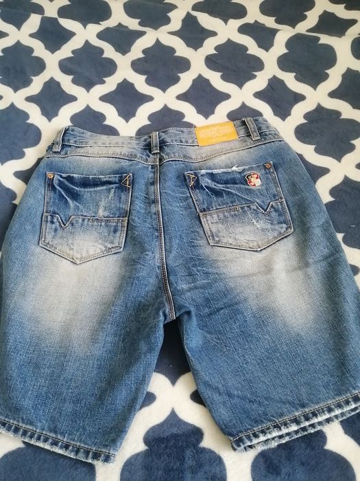 Продам женские шорты