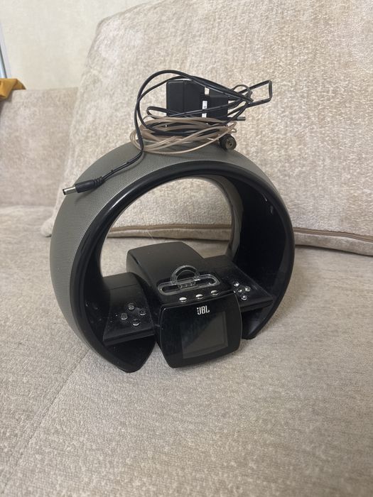 Радио колонка JBL оригинал отличное