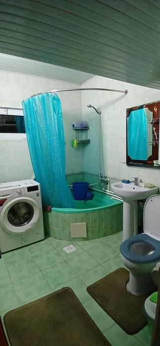 Сдаётся 2 комнатный квартира