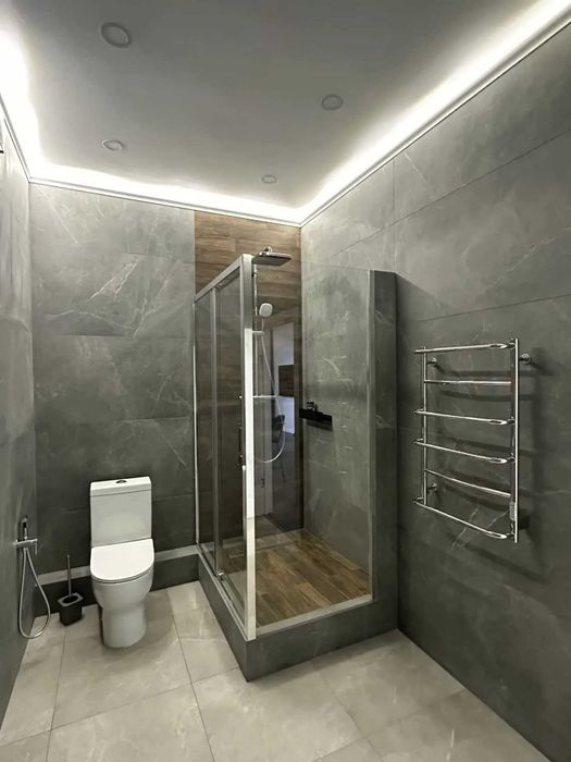 Дава се под наем Двустаен апартамент в София, Център - 65 кв.м за 407.49 € - Снимка #2