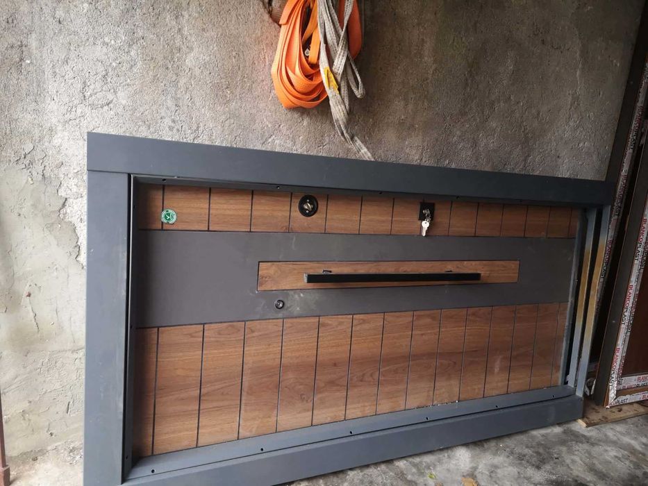 Входна врата!(Нова)