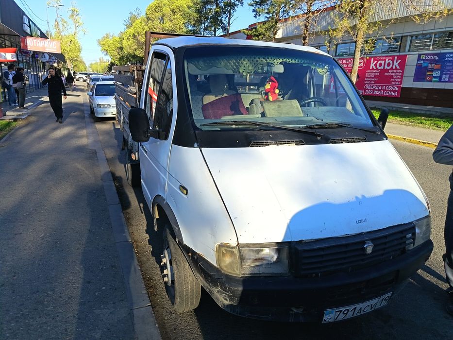 Продам газель грузовой
