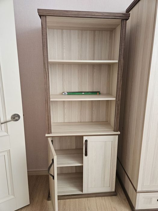 Отдам даром стол