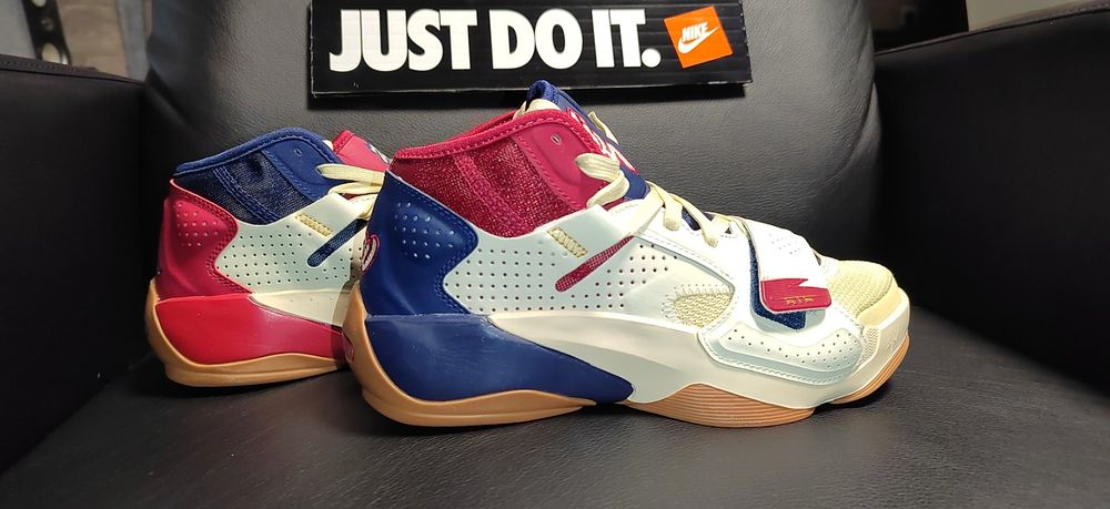 Nike Jordan Zion 2,номер 37,5