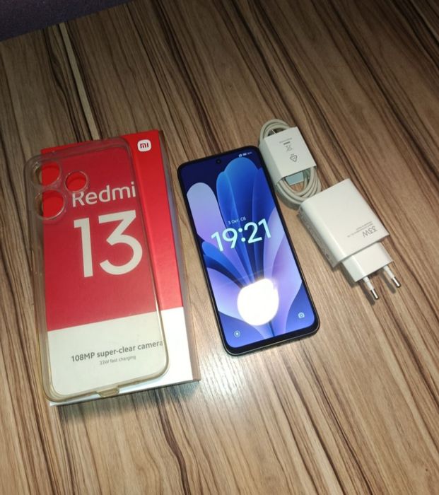Xiaomi Redmi 13 как новый!