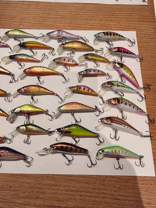 Продавам колекция от ръчно изработени воблери.