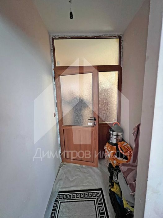 Продава се Едностаен апартамент в Нови пазар - 40 кв.м за 850 €/кв.м - Снимка #3