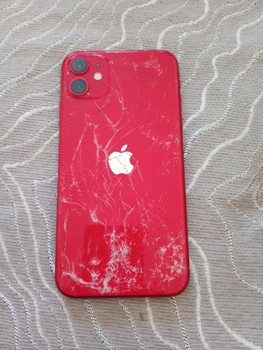 Продаю 11 красный