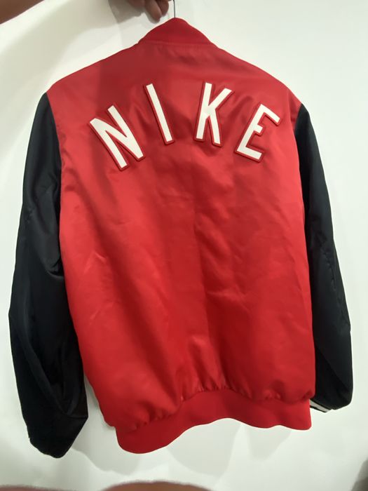 NIKE air mens varsity jacket   S
