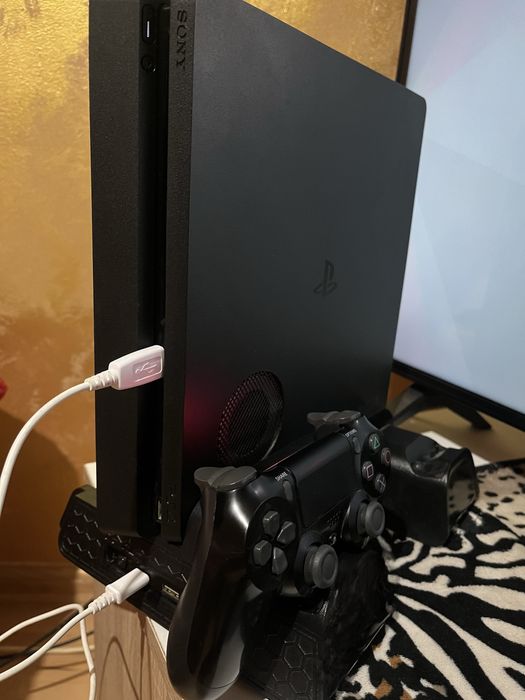 Vand playstation 4 slim cooler exterior