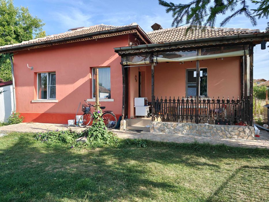 Продава се Къща в София, Сердика - 65 кв.м за 1924 €/кв.м - Снимка #1