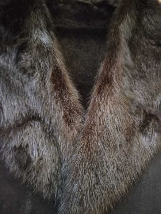 Продаётся мужской  полушубок