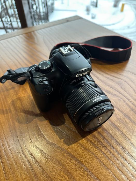 Продам Canon 1100D