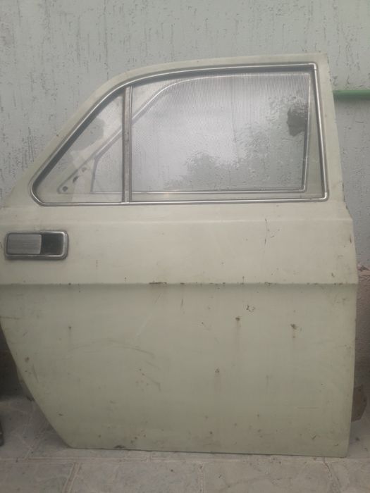 Продам ,  двери волга 24 10, блок 402,