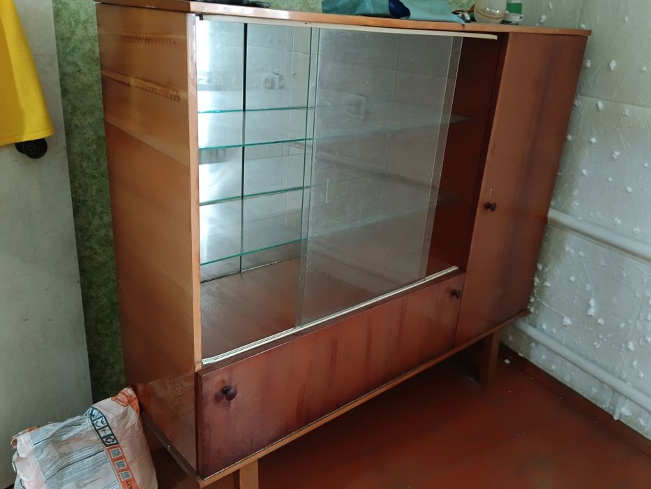 старый сервант ссср